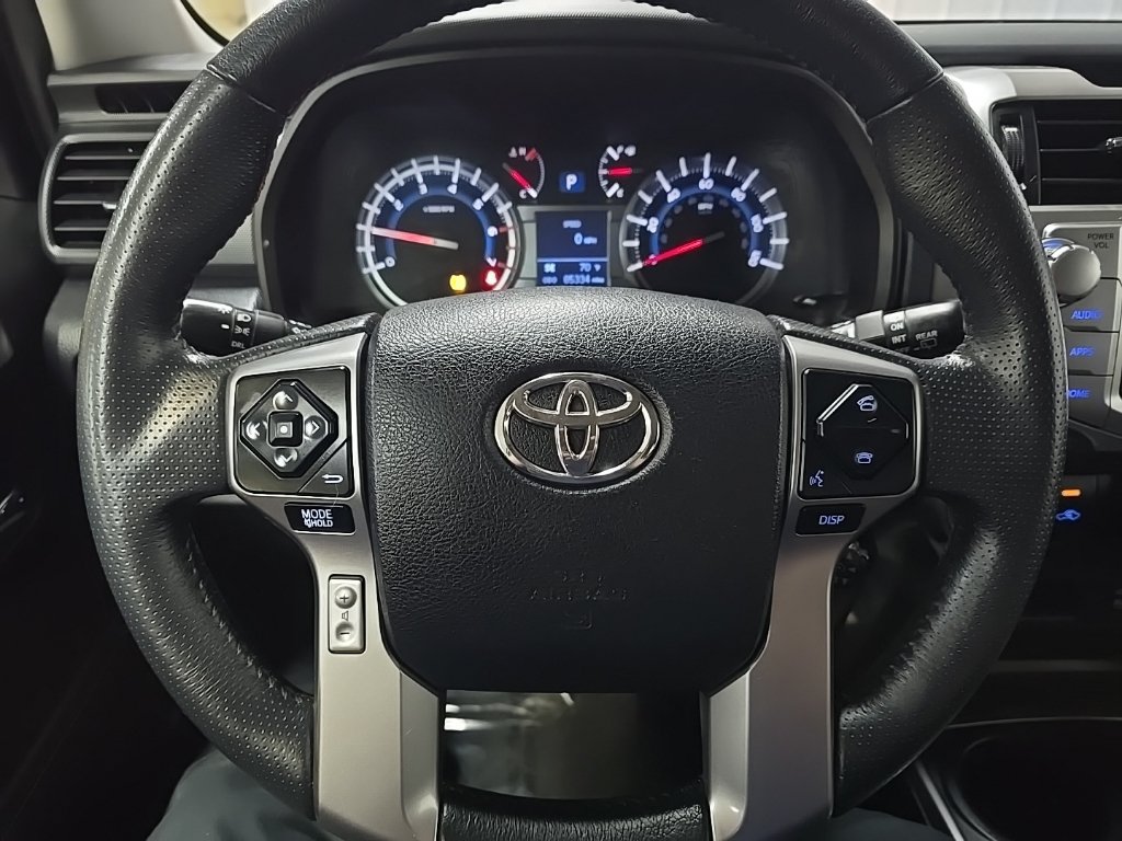 Used 2019 Toyota 4Runner SR5 AWD/4WD image 19