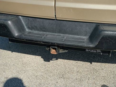 Used 2013 Chevrolet Express 3500 LS image 9