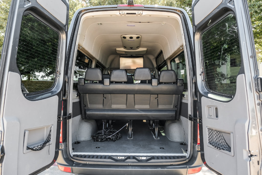 Used 2015 Mercedes-Benz Sprinter 2500 image 70