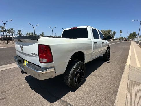 Used 2013 RAM 2500 Tradesman w/ Chrome Appearance Group AWD/4WD image 4