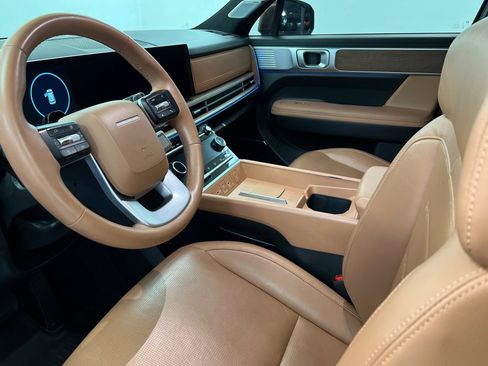 Used 2024 Hyundai Santa Fe Limited image 16