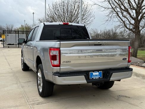 Used 2022 Ford F150 Limited image 3
