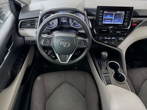 Used 2022 Toyota Camry LE FWD image 17