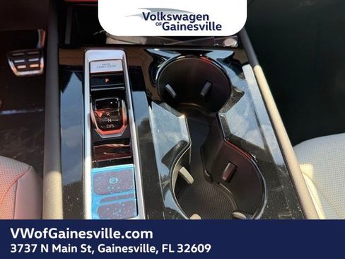 New 2026 Volkswagen Atlas Cross Sport SEL Premium R-Line image 21