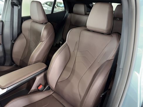 Certified 2025 BMW X2 xDrive28i image 32