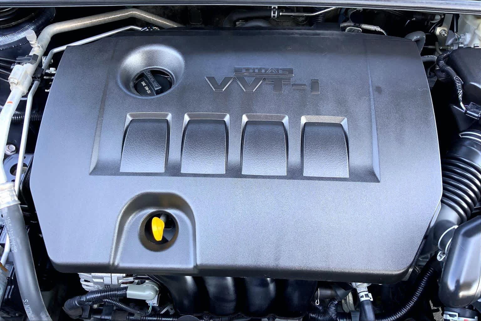 Used 2018 Toyota Corolla LE FWD image 32
