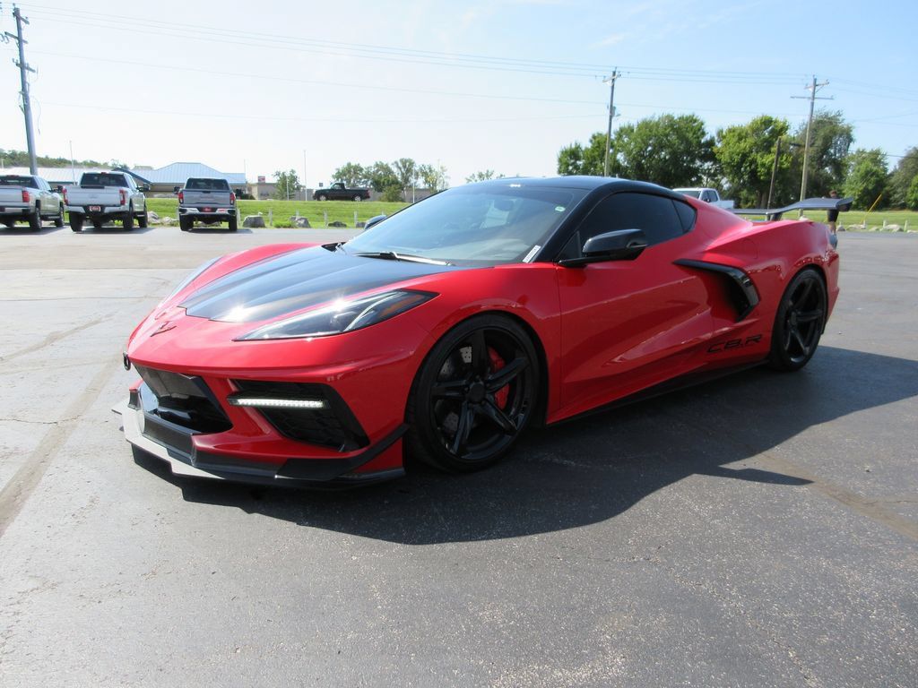 Used 2023 Chevrolet Corvette Stingray Coupe w/ Z51 Performance Package RWD image 9