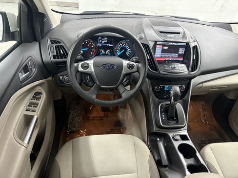 Used 2013 Ford Escape SE FWD image 10