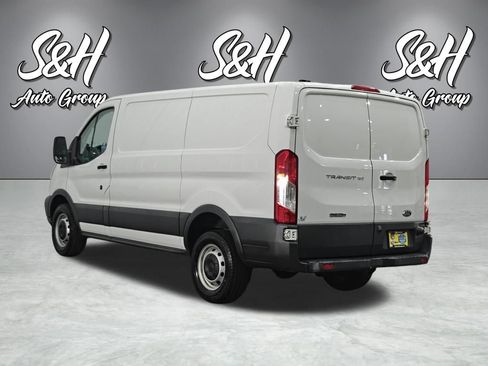 Used 2017 Ford Transit 150 130 Low Roof RWD image 23