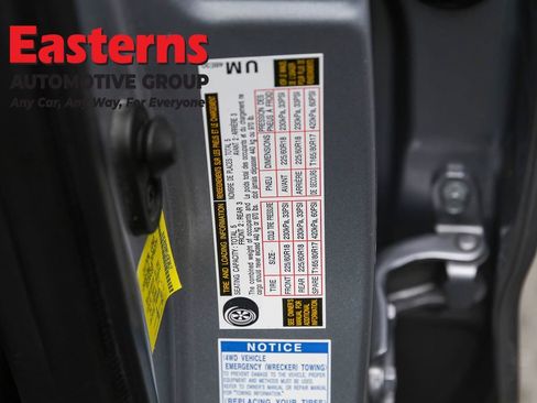 Used 2022 Toyota RAV4 SE image 35