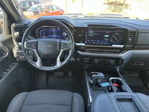 Used 2022 Chevrolet Silverado 1500 LT Trail Boss w/ Convenience Package II image 27