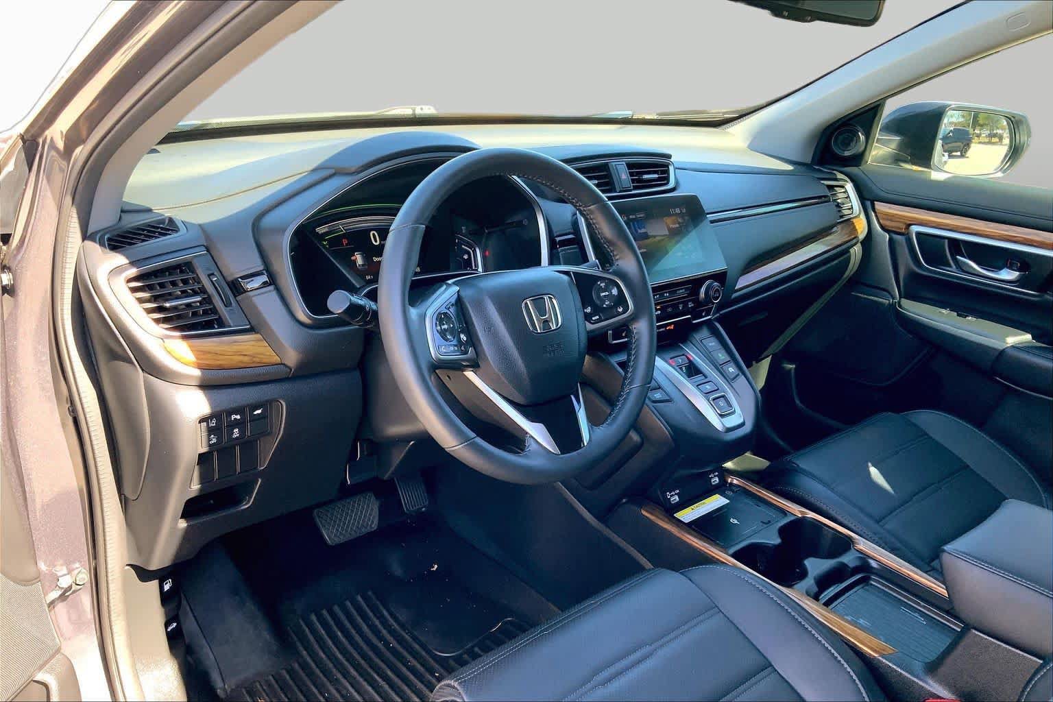 Used 2022 Honda CR-V Touring image 16