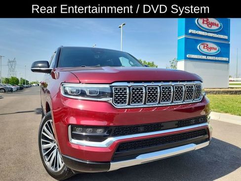 Used 2024 Jeep Grand Wagoneer Series III w/ Rear Seat Video Group 1 AWD/4WD image 14