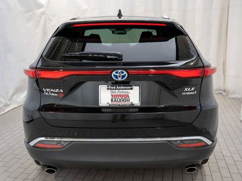 Used 2021 Toyota Venza XLE w/ Softex Package image 5