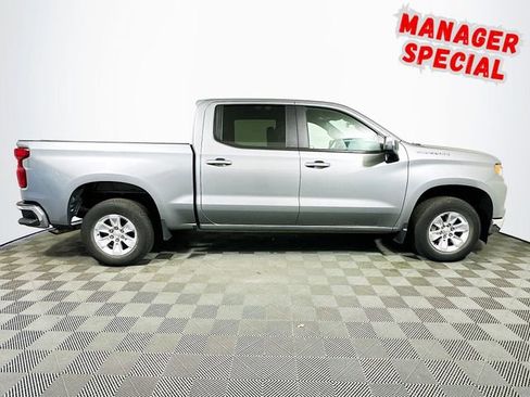 Used 2025 Chevrolet Silverado 1500 LT image 9