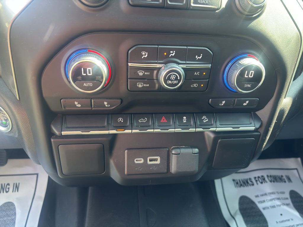 Used 2022 Chevrolet Silverado 1500 RST AWD/4WD image 17