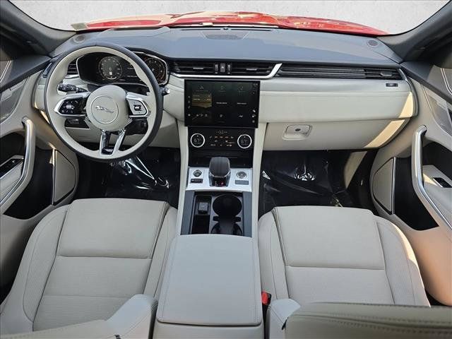 Used 2026 Jaguar F-PACE R-Dynamic S AWD/4WD image 9