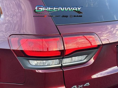 Used 2019 Jeep Grand Cherokee Trailhawk w/ Trailhawk Luxury Group image 32