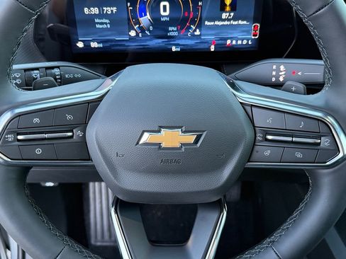 New 2026 Chevrolet Equinox LT w/ Convenience Package II image 18