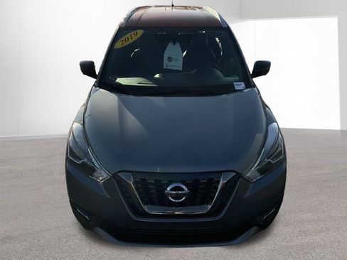 Used 2019 Nissan Kicks SR w/ SR Premium Package image 32