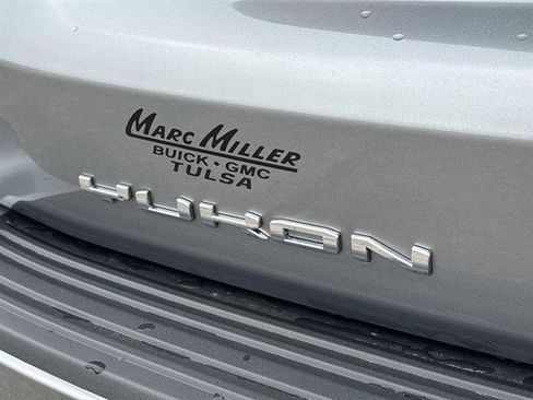 Used 2026 GMC Yukon XL Elevation image 6