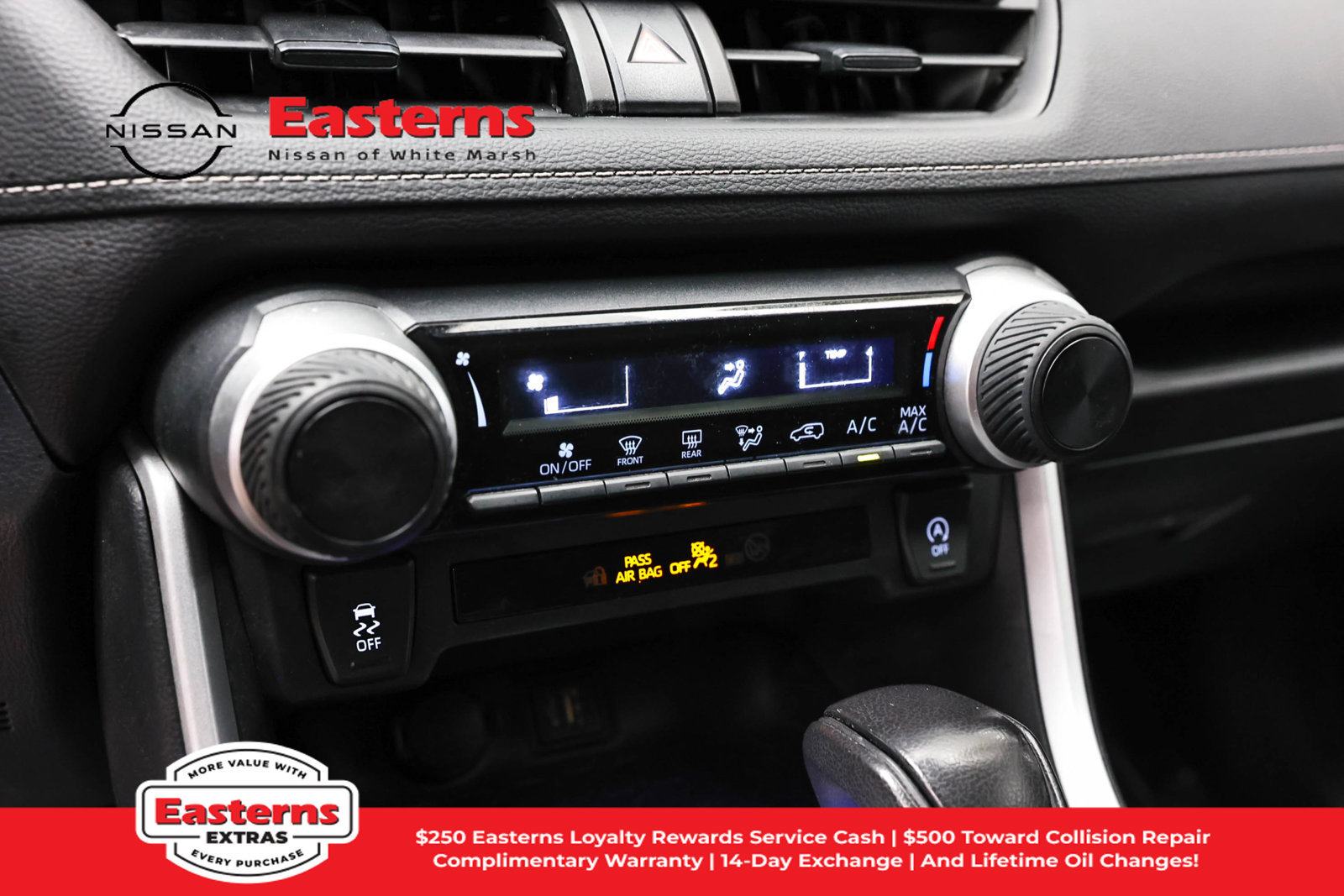 Used 2023 Toyota RAV4 LE AWD/4WD image 19