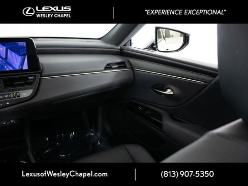 Used 2023 Lexus ES 350 w/ Premium Package FWD image 31
