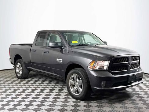Used 2019 RAM 1500 Express w/ Express Value Package image 3