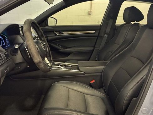Used 2022 Honda Accord Sport image 8