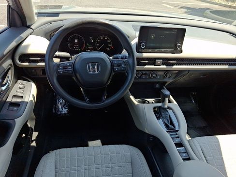 Certified 2024 Honda HR-V LX image 11