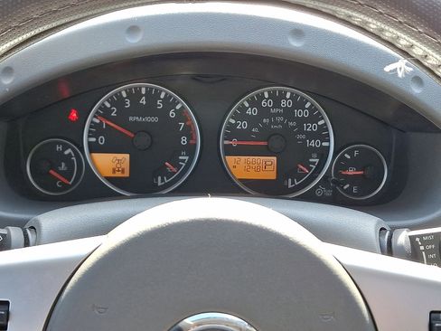 Used 2016 Nissan Frontier SL w/ Moonroof Package image 13