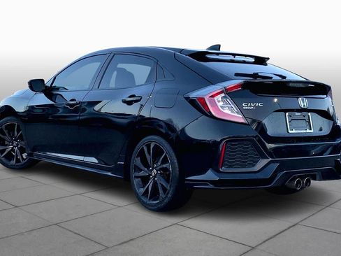 Used 2018 Honda Civic Sport image 11