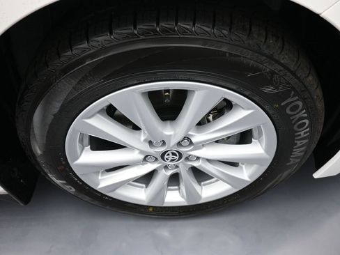 New 2025 Toyota Corolla SE image 13