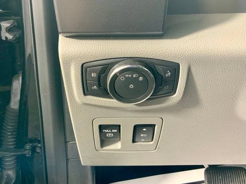 Used 2018 Ford F150 XLT w/ Equipment Group 302A Luxury AWD/4WD image 22