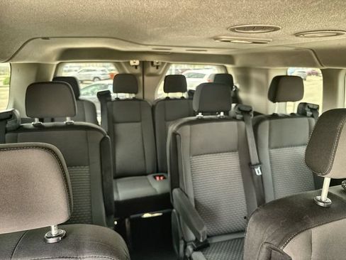 Used 2024 Ford Transit 350 XLT RWD image 27