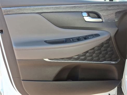 Used 2019 Hyundai Santa Fe Limited image 9