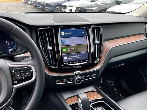 Certified 2023 Volvo XC60 B5 Plus w/ Climate Package image 6