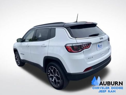 Used 2026 Jeep Compass Limited AWD/4WD image 5
