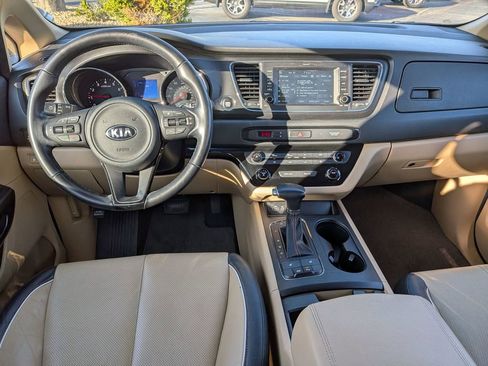 Certified 2024 GMC Yukon Denali w/ Advanced Technology Package image 26