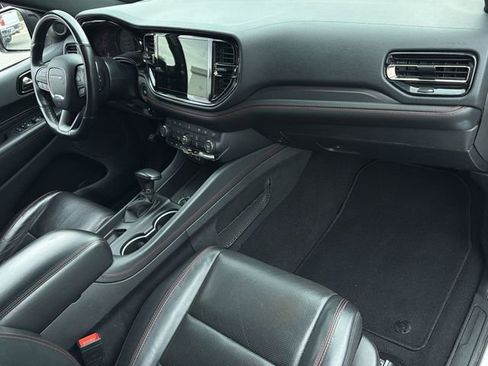 Used 2024 Dodge Durango GT RWD image 36