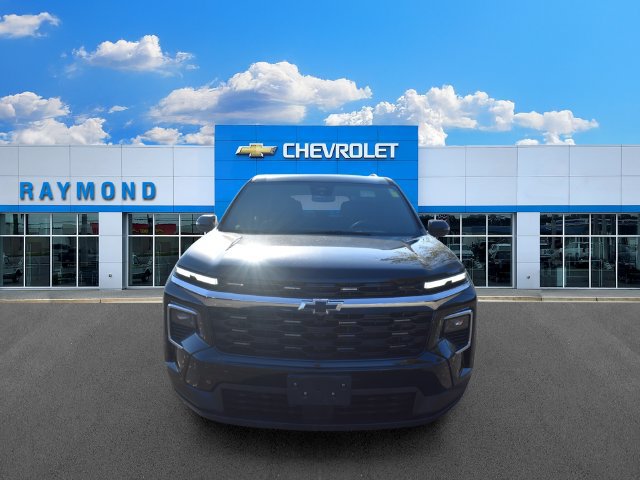 Used 2025 Chevrolet Traverse LT w/ Sun and Wheel Package AWD/4WD image 8