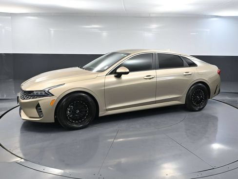 Used 2021 Kia K5 LXS AWD/4WD image 10