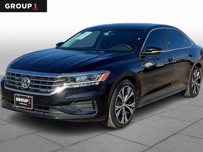 Used 2022 Volkswagen Passat 2.0T SE