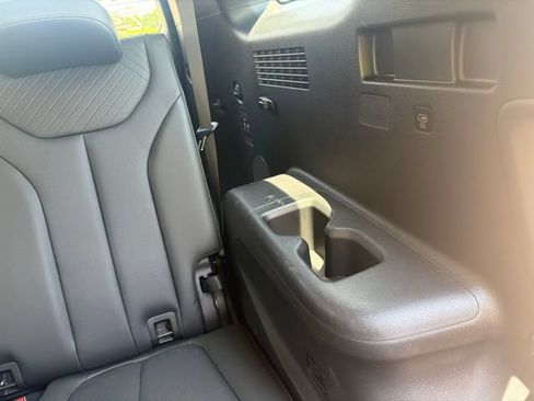 Used 2023 Hyundai Palisade SEL AWD/4WD image 24
