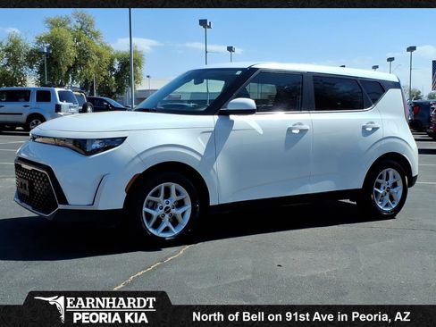 Certified 2024 Kia Soul LX w/ Option Group 015 image 1