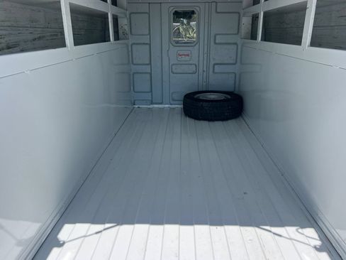 Used 2017 Ford Transit 350 138 RWD image 14