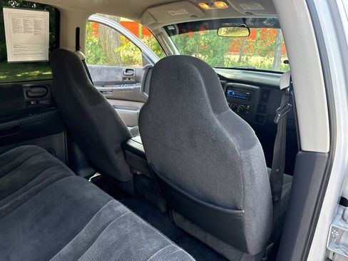 Used 2004 Dodge Dakota Sport w/ PWR Convenience Group AWD/4WD image 33