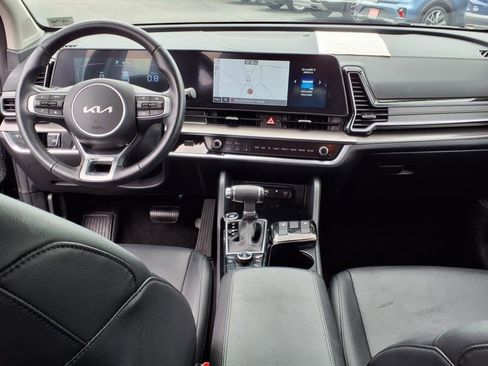 Used 2024 Kia Sportage EX image 7