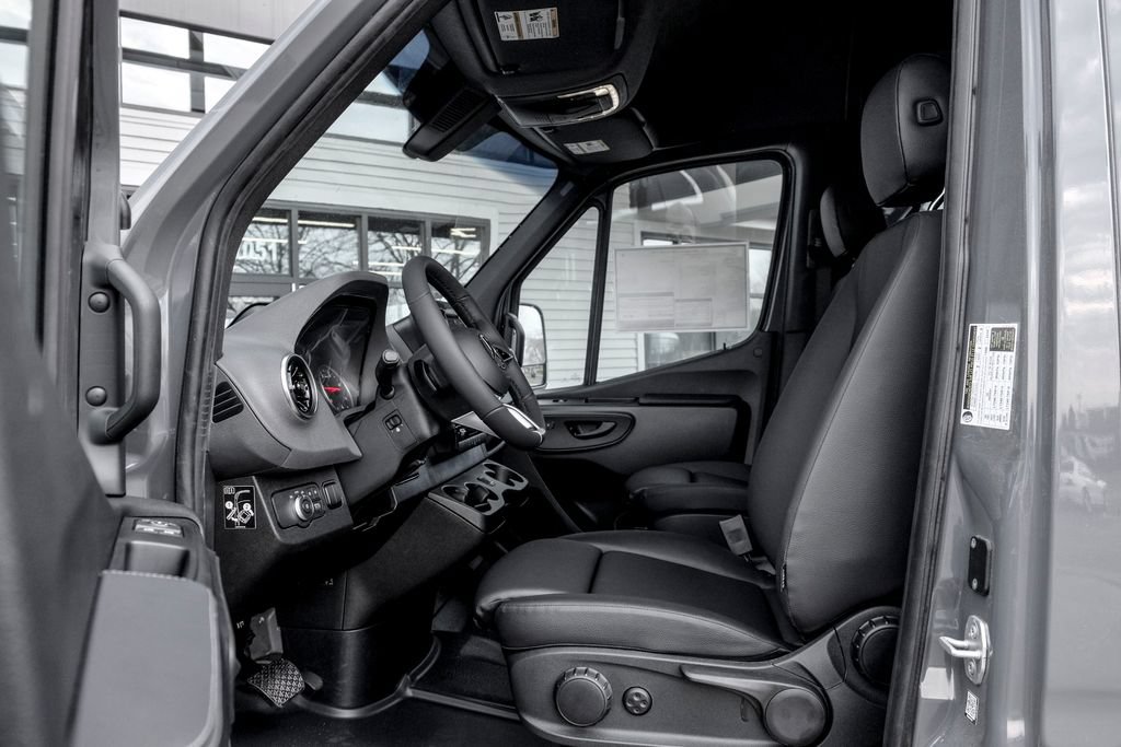 New 2026 Mercedes-Benz Sprinter 2500 image 12