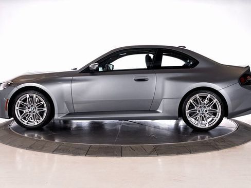 Used 2025 BMW M2 image 2